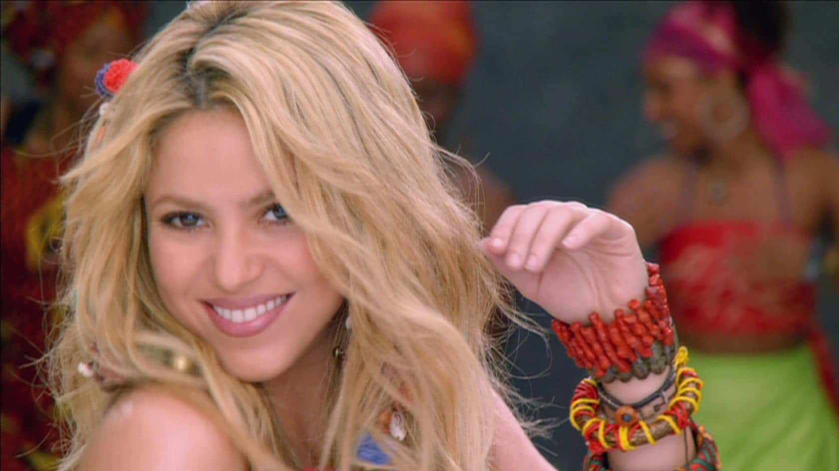 Maior hino das Copas do Mundo, Waka Waka foi lançada há 12 anos