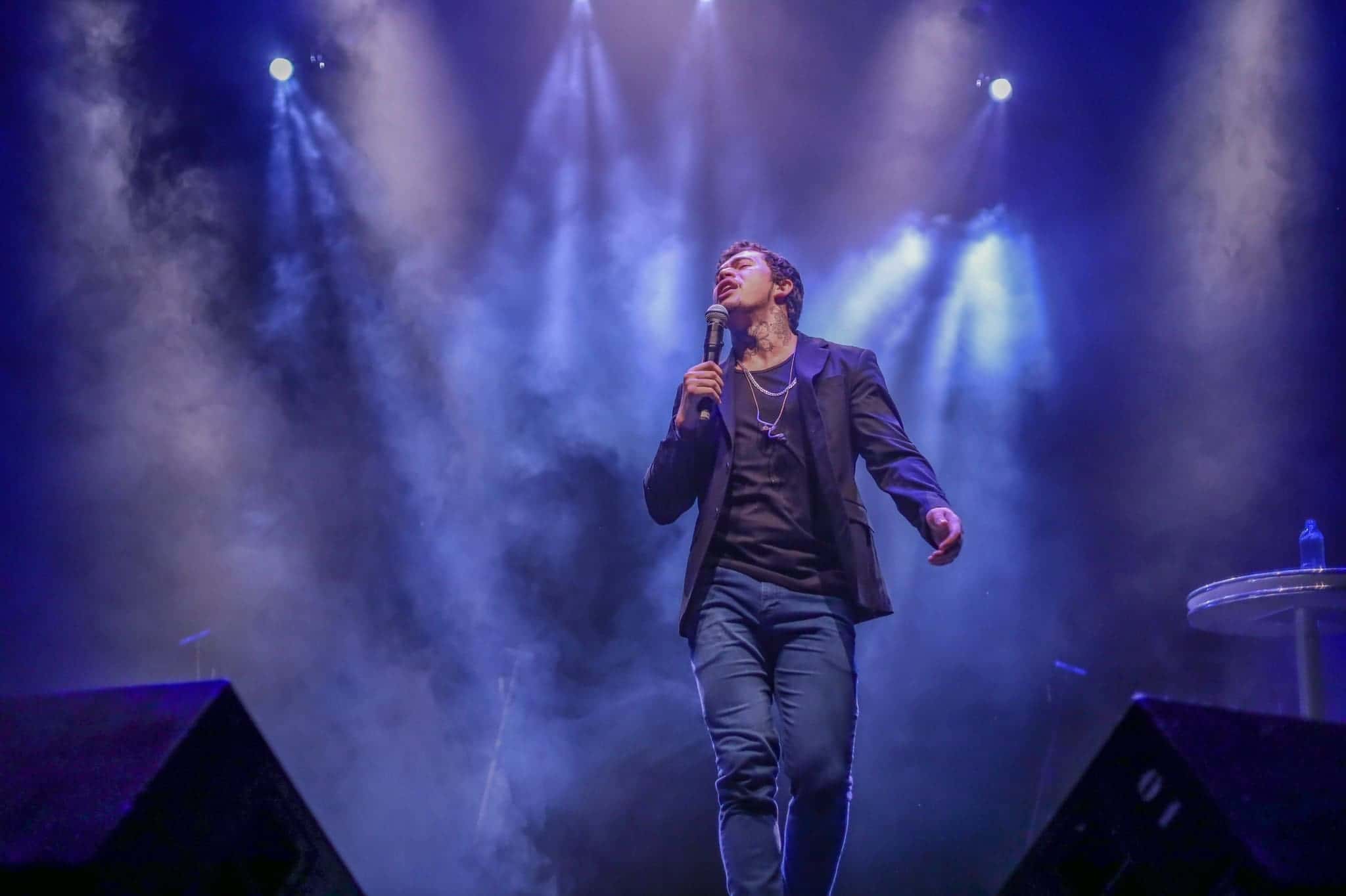 Consagração: show de Whindersson Nunes lota estádio em Teresina