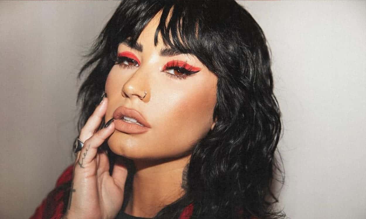 Demi Lovato rejeita o uso de drogas: ‘Aceitei meu novo estilo de vida’