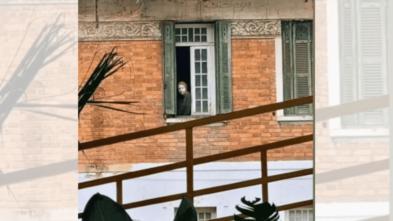 Conheça ‘A Mulher da Casa Abandonada’, a história que parou a internet