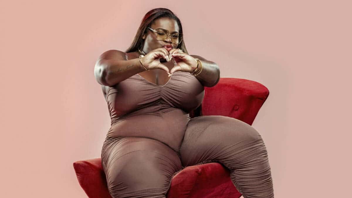 Jojo Todynho revela que adotará menino que conheceu na Angola