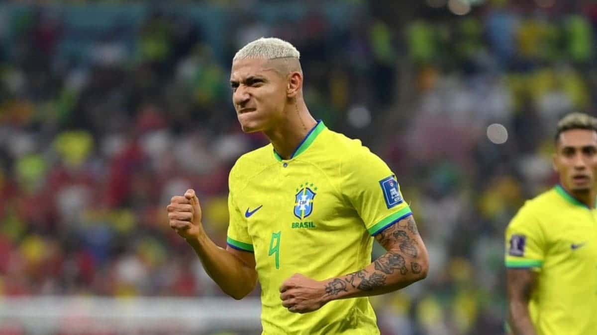 Saiba como surgiu o apelido ‘pombo’ de Richarlison, artilheiro do Brasil