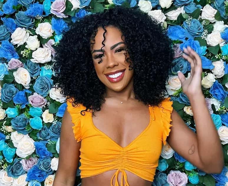 Marvilla comemora aniversário de 24 anos em show no morro do Vidigal