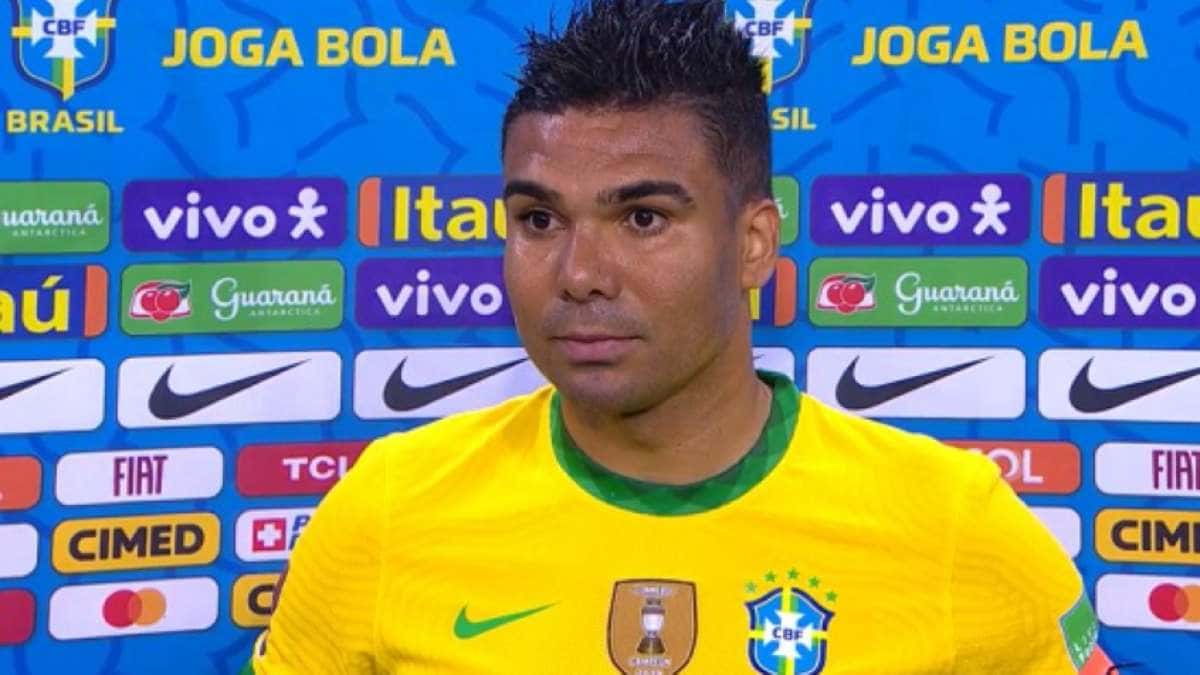 Pulou a cerca? Casemiro tem conversas com amante expostas nas redes sociais