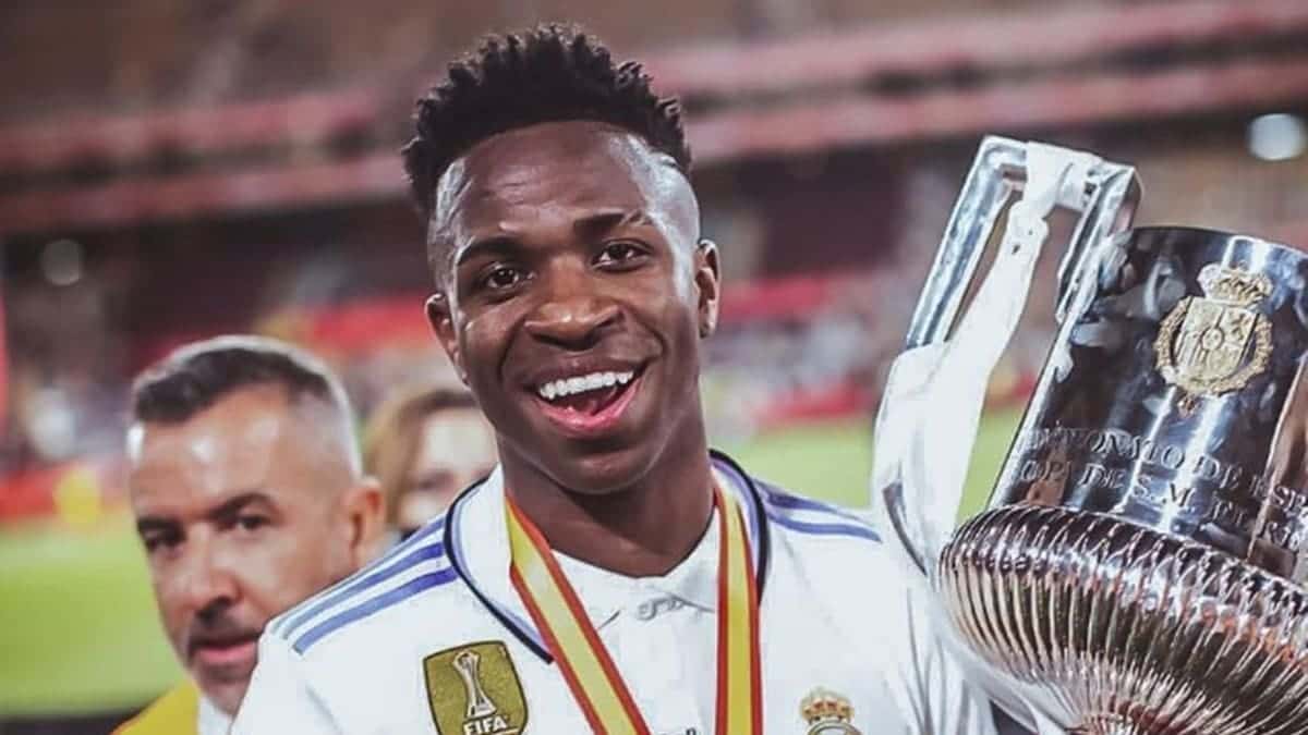 Vini Jr. recebe número de Cristiano Ronaldo no Real Madrid