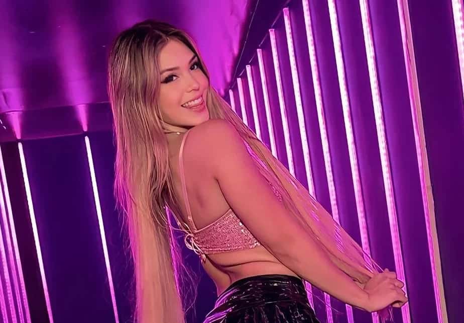 Melody revela verdadeiro nome e corrige o Google: “É artístico!”