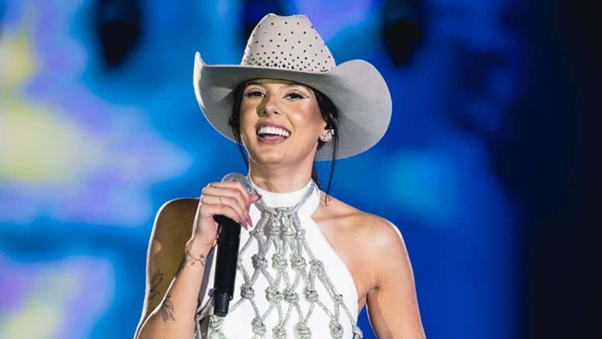 Ana Castela se defende após ser acusada de ignorar fãs: “O pessoal briga comigo”