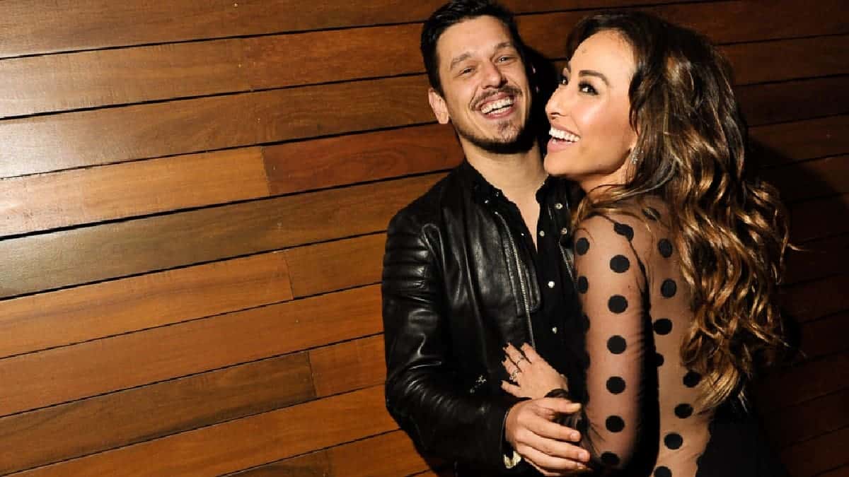 Sabrina Sato comenta sobre relação com o ex-namorado, João Vicente: “De estimação”