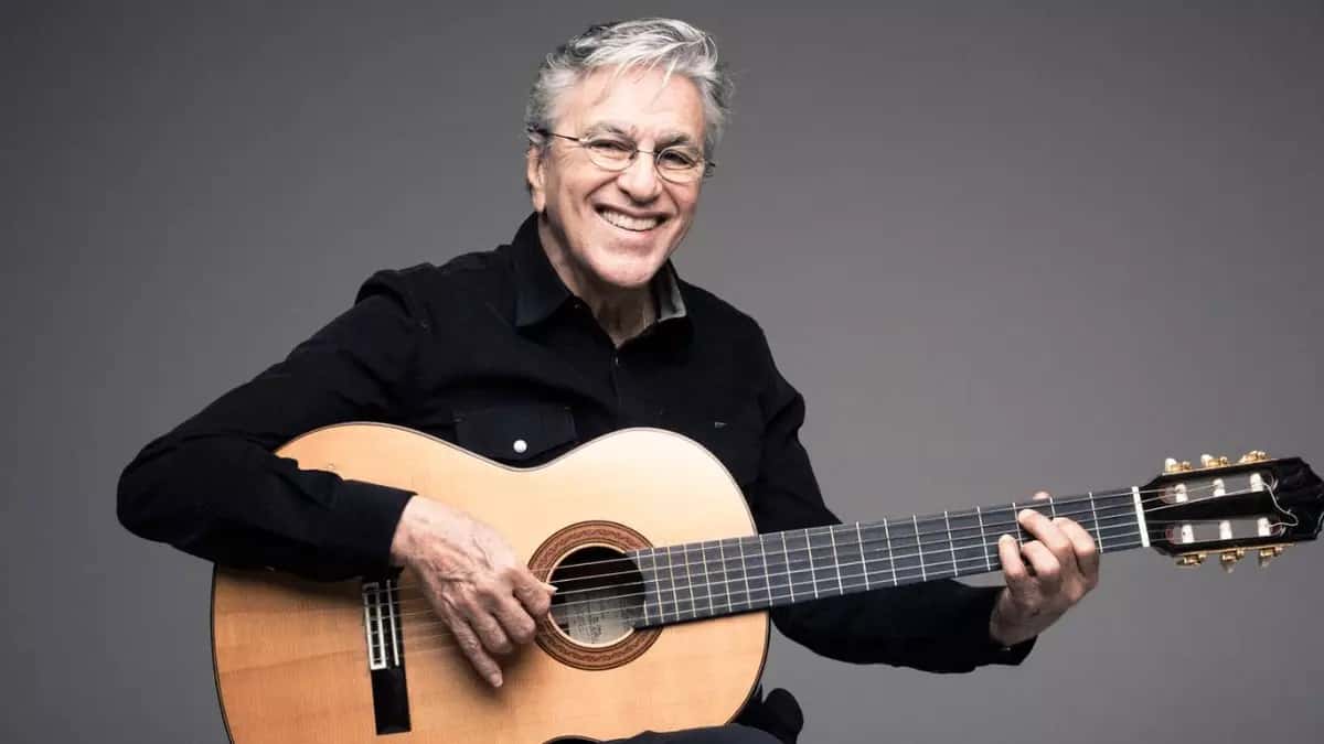 Caetano Veloso recebe título de ‘doutor honoris causa’ na Espanha