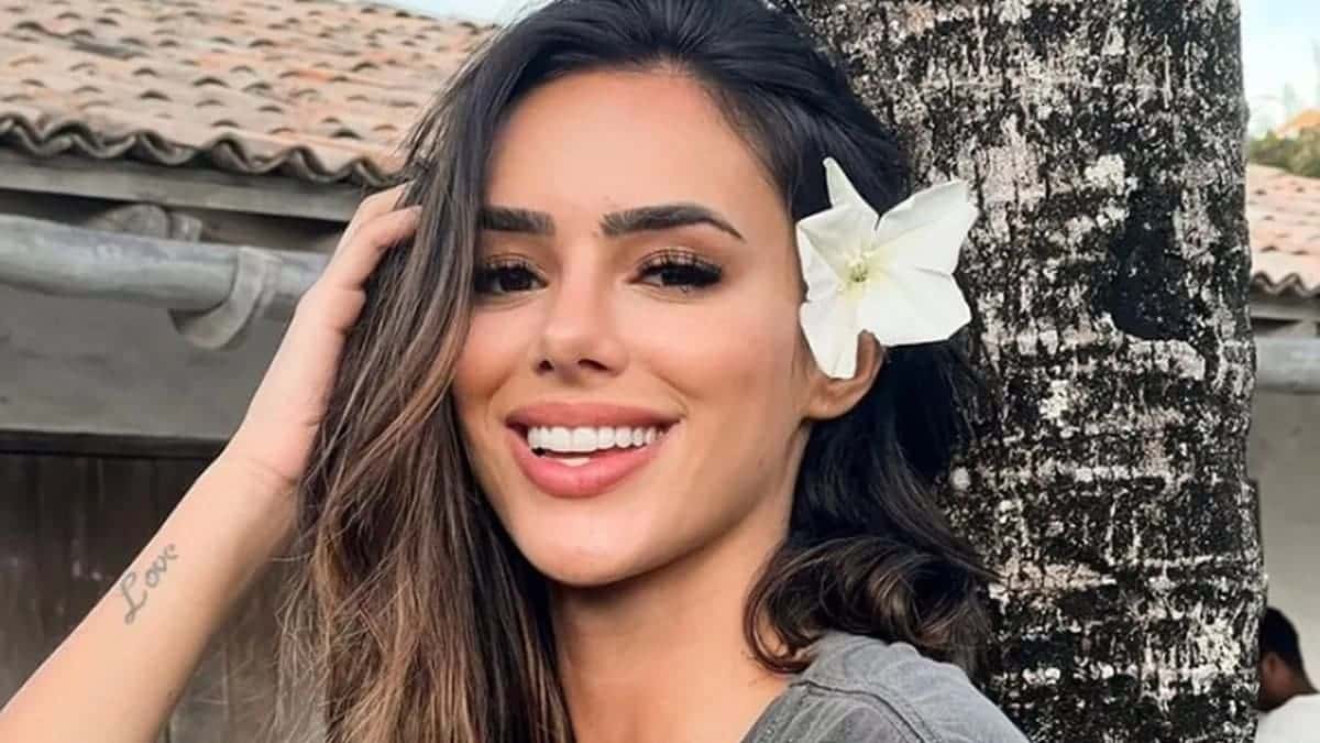 Grávida, Bruna Biancardi exibe barrigão na web e encanta fãs