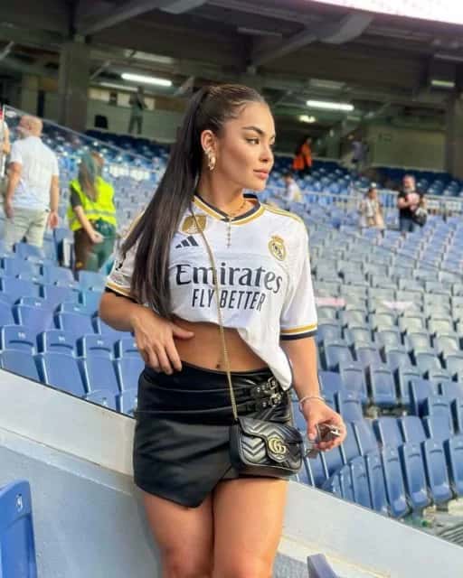 Novo affair de Vini JR ex-bailarina do Faustão Bia Michelle