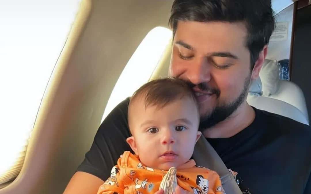Cristiano, da dupla com Zé Neto, comemora sucesso de cirurgia do filho