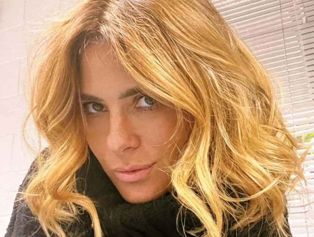 Carolina Dieckmann relembra como foi raspar o cabelo em ‘Laços de Família’: “Todos já sabiam”