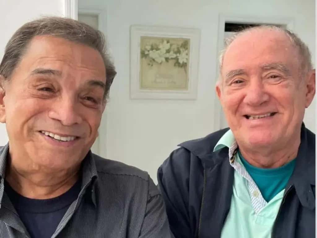 Encontro de Renato Aragão e Dedé Santana emociona fãs: “Lendas vivas!”