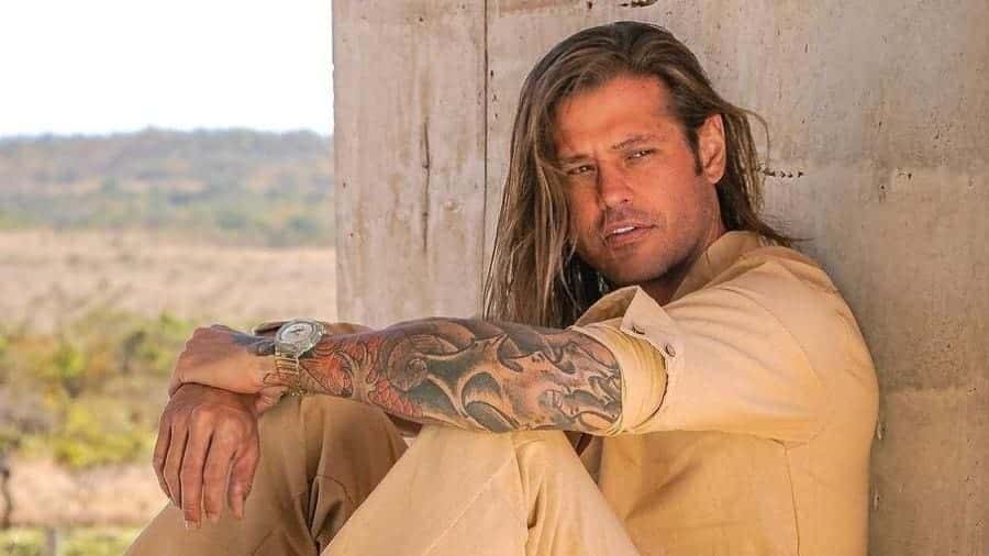 Dado Dolabella aparece em foto rara com o filho, João Valentim