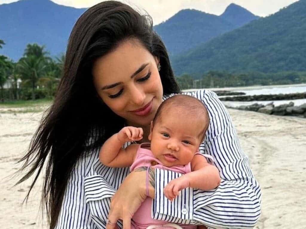 Bruna Biancardi comemora quatro meses de Mavie:”Significado de amor e felicidade”