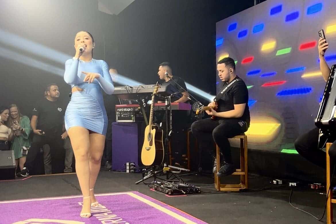 Clube FM promove Encontro Marcado para ouvintes com Mari Fernandez