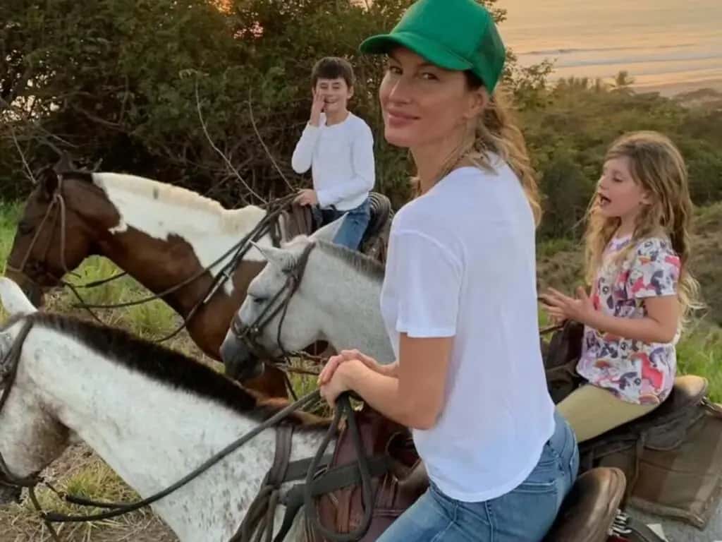 Tom Brady elogia Gisele Bündchen e Bridget Moynahan no Dia das Mães