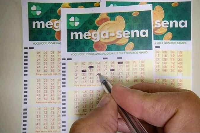 Mega-Sena acumula e vai a R$ 38 milhões