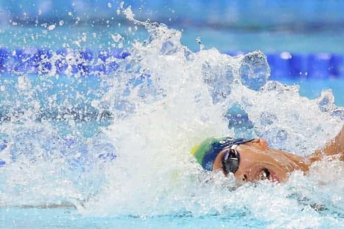 Natação: dois atletas brasileiros se classificam para a final