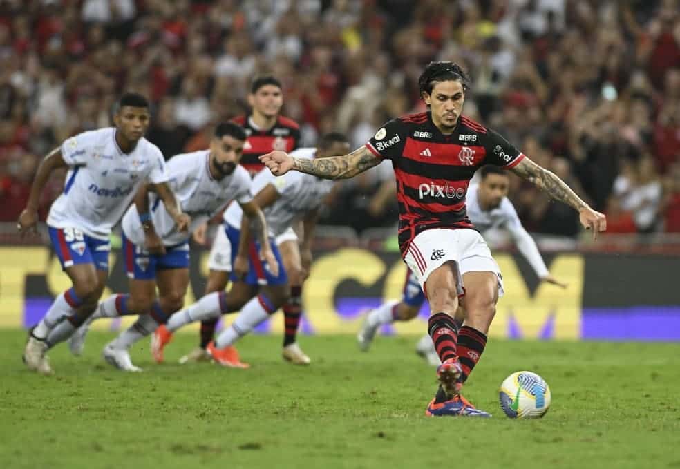 Flamengo perde a liderança do Brasileirão em pleno Maracanã