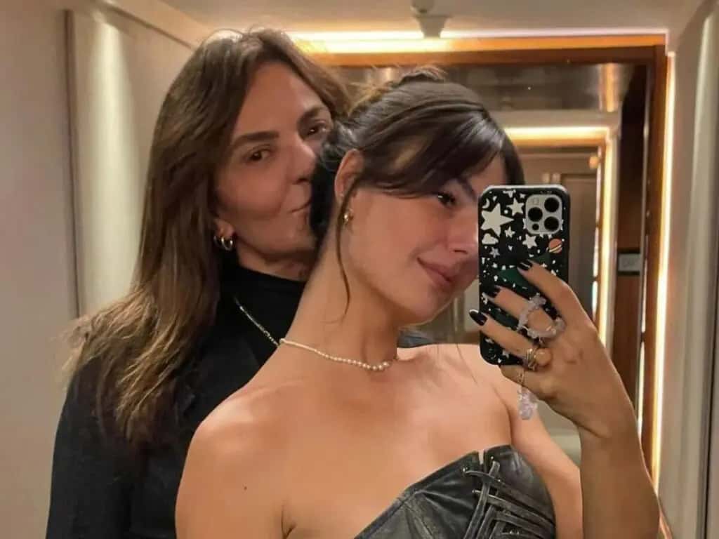 Mãe de Isis Valverde desabafa após ser diagnosticada com câncer de mama: “Muito medo”