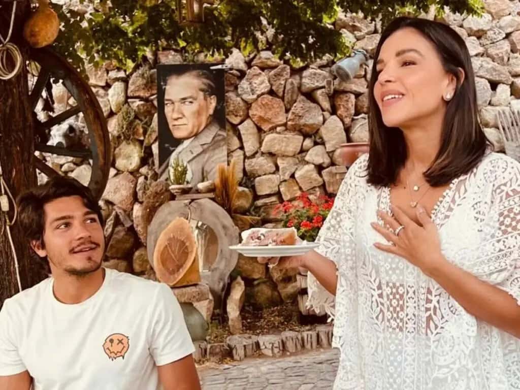 Mariana Rios celebra 39 anos em passeio de balão na Capadócia