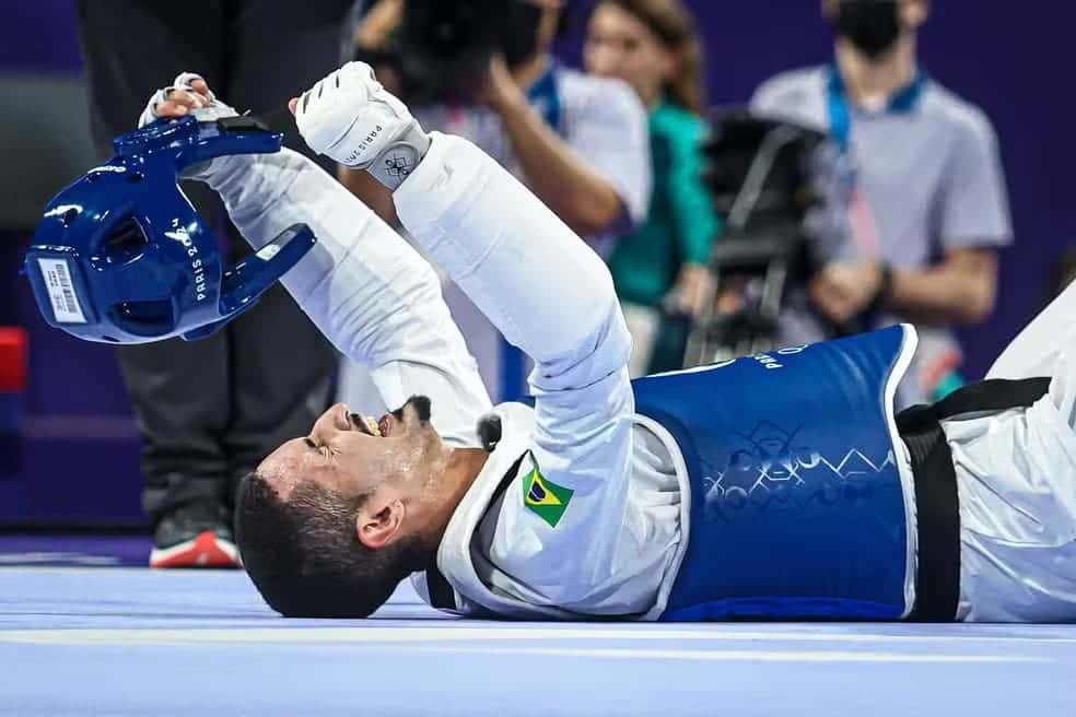 Edival Pontes conquista medalha de bronze no taekwondo em Paris 2024