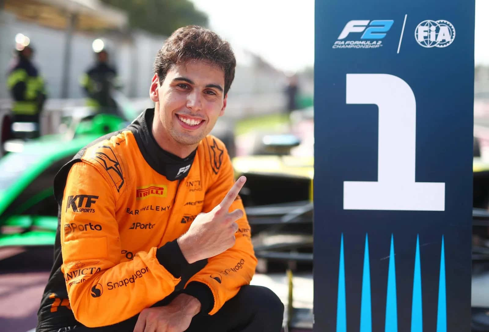 Gabriel Bortoleto pode perder o título da Fórmula 2? Entenda o impacto da punição no piloto brasileiro