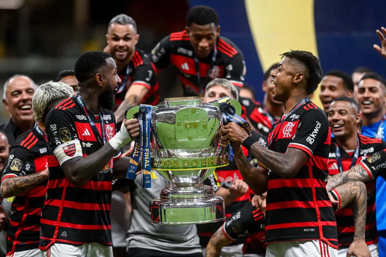 Flamengo vence Atlético-MG e fatura o penta da Copa do Brasil