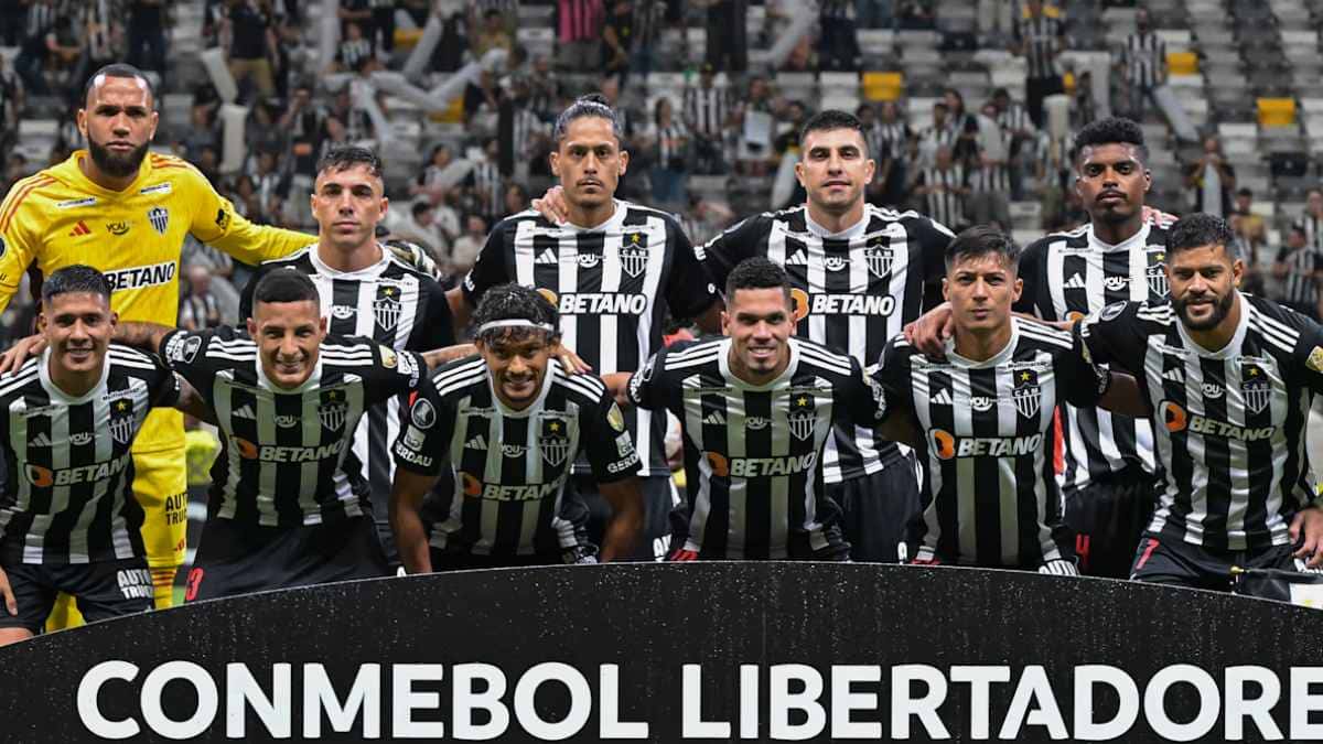 Jogador do Atlético Mineiro teria dado calote em funcionário que construiu pista de skate
