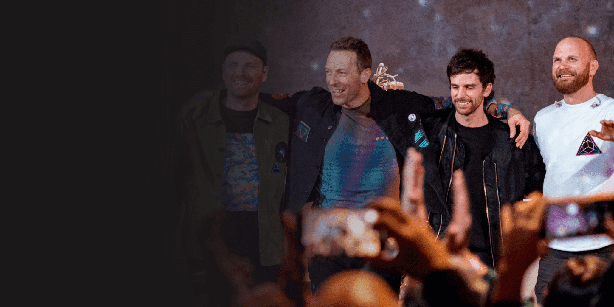 CEO é flagrado traindo esposa com colega de trabalho em show do Coldplay