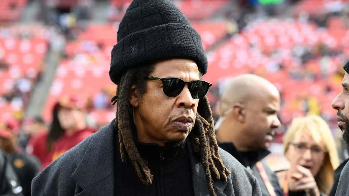 Jay-Z tem pedido negado por Justiça americana após ser acusado de estupro