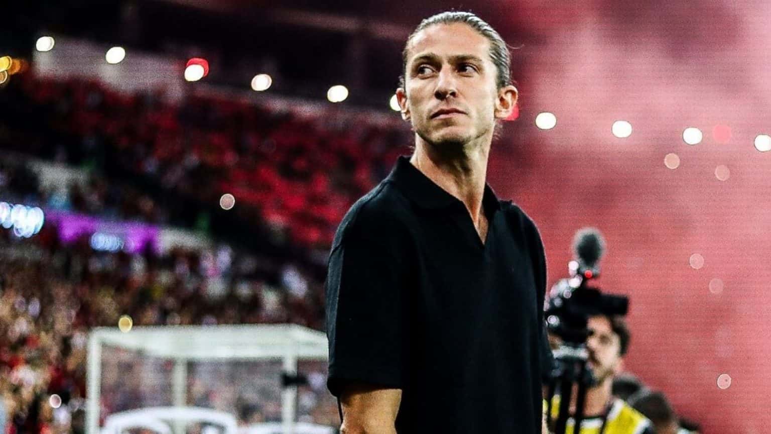Presidente eleito do Flamengo garante Filipe Luís em 2025