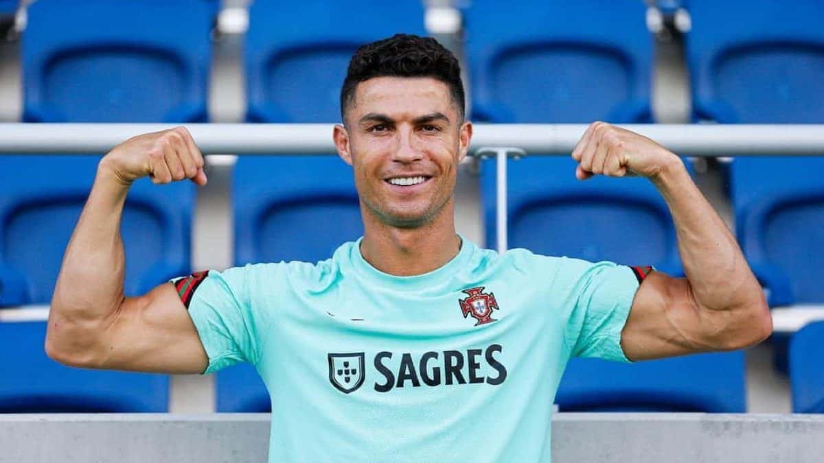 Cristiano Ronaldo diz que é o melhor jogador que já existiu: ‘Eu faço tudo’