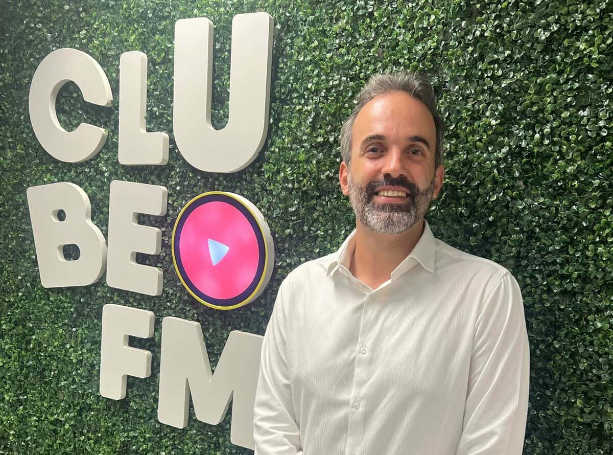 Clube FM Brasil anuncia contratação de Felipe Martins para gerência comercial de Rede e Expansão