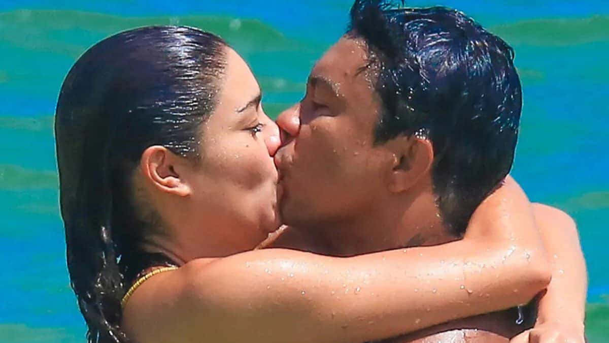 Sophie Charlotte e Xamã aproveitam clima quente no Rio de Janeiro para namorar na praia