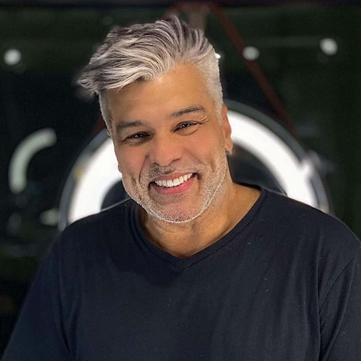 Maurício Mattar realiza harmonização facial e surpreende fãs