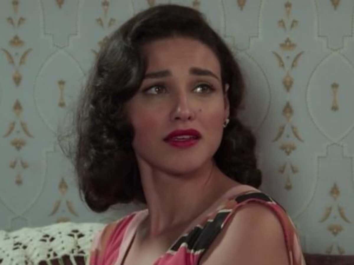 Walcyr Carrasco decide matar personagem de Débora Nascimento em Êta Mundo Melhor! e motivo vem à tona