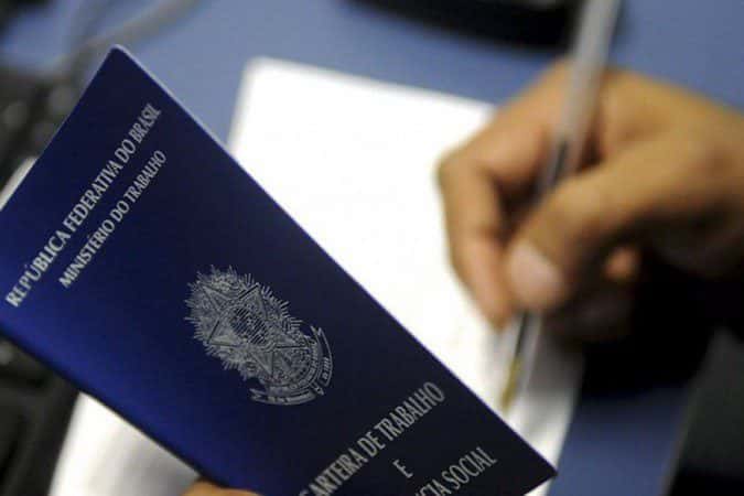 Crédito consignado privado exige cautela, alertam especialistas
