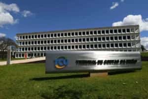 TCU lança concurso com vagas para nível médio e salário de R$ 15 mil