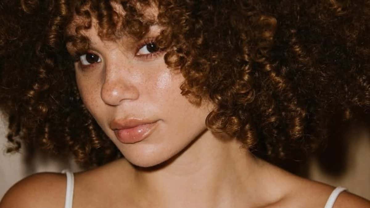 Atriz de ‘Vale Tudo’ relembra morte do pai antes da estreia da novela: “Não chegou a me ver”