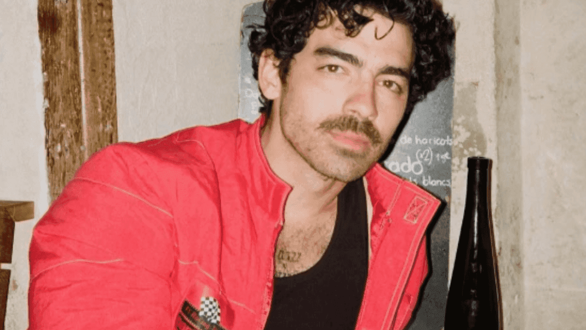 Joe Jonas conta como foi retomar a vida amorosa após divórcio