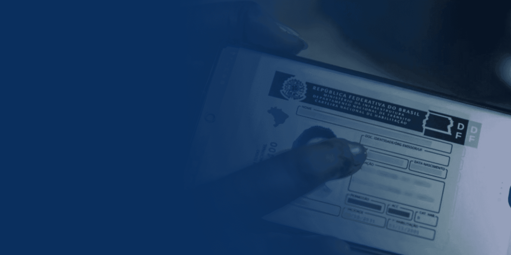 Qual limite de pontos em 12 meses para perder a carteira de motorista