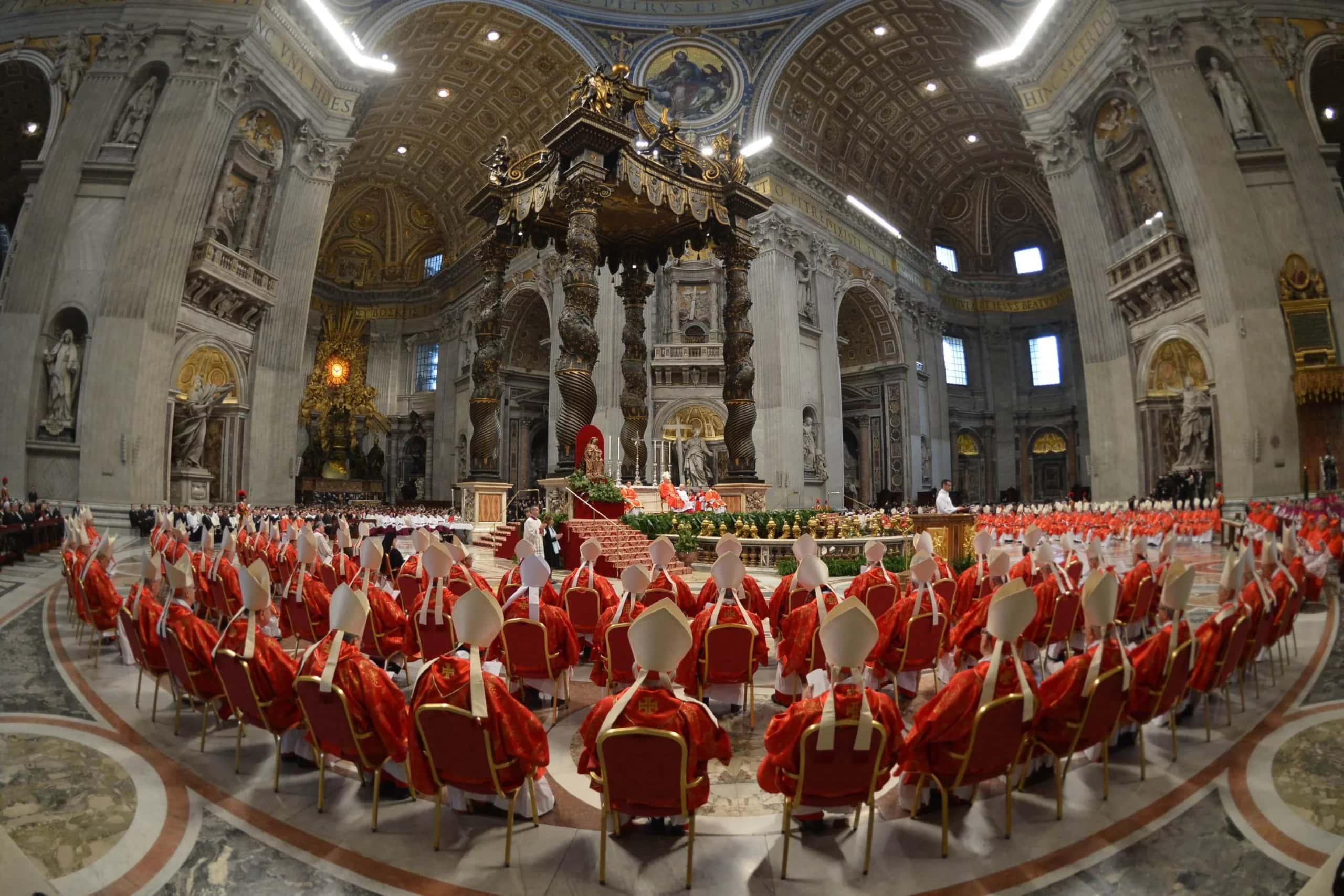Conclave: os horários de votação e fumaça desta quinta-feira