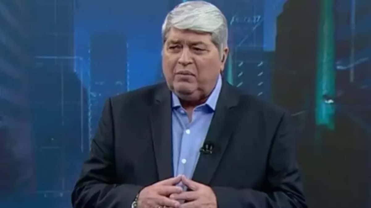 Datena recebe presente de chefona do SBT após demissão e diz: ‘Chorei’