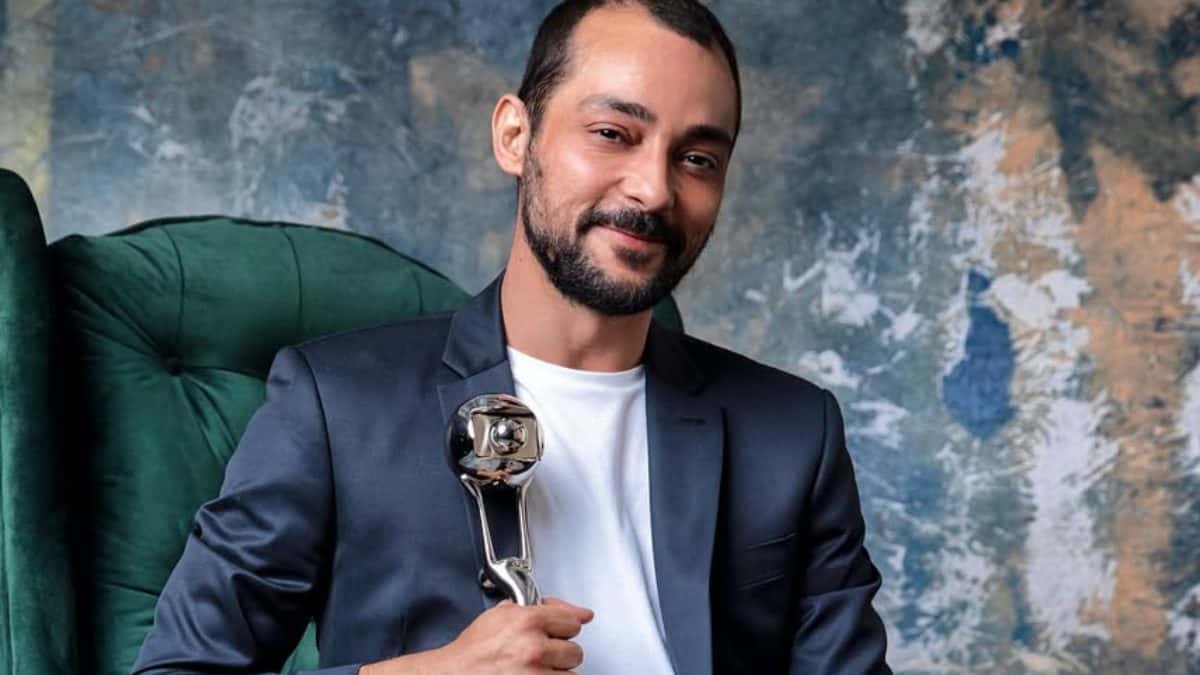 Eduardo Sterblitch revela que dono da RedeTV! ‘pediu sua cabeça’