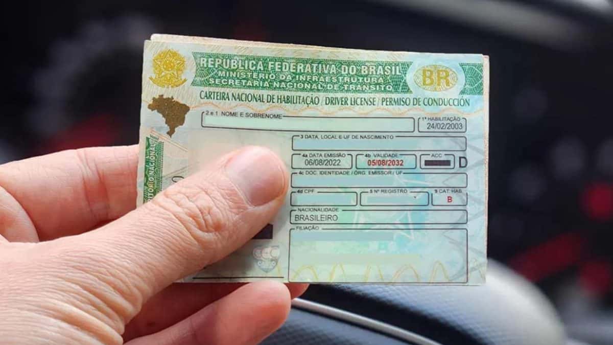 Lula sanciona lei que financia emissão de CNH para baixa renda