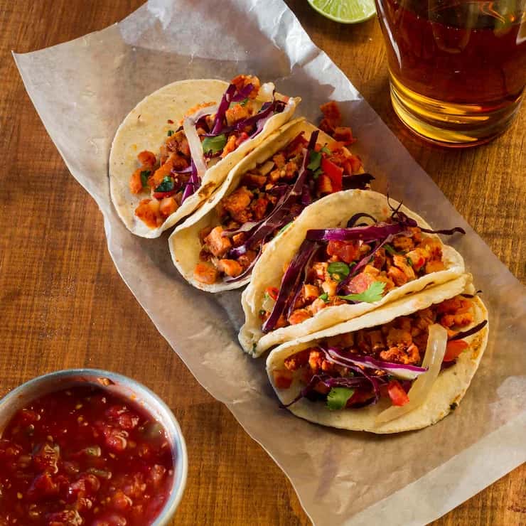 Piloto da F1 come 51 tacos em uma hora e bate recorde