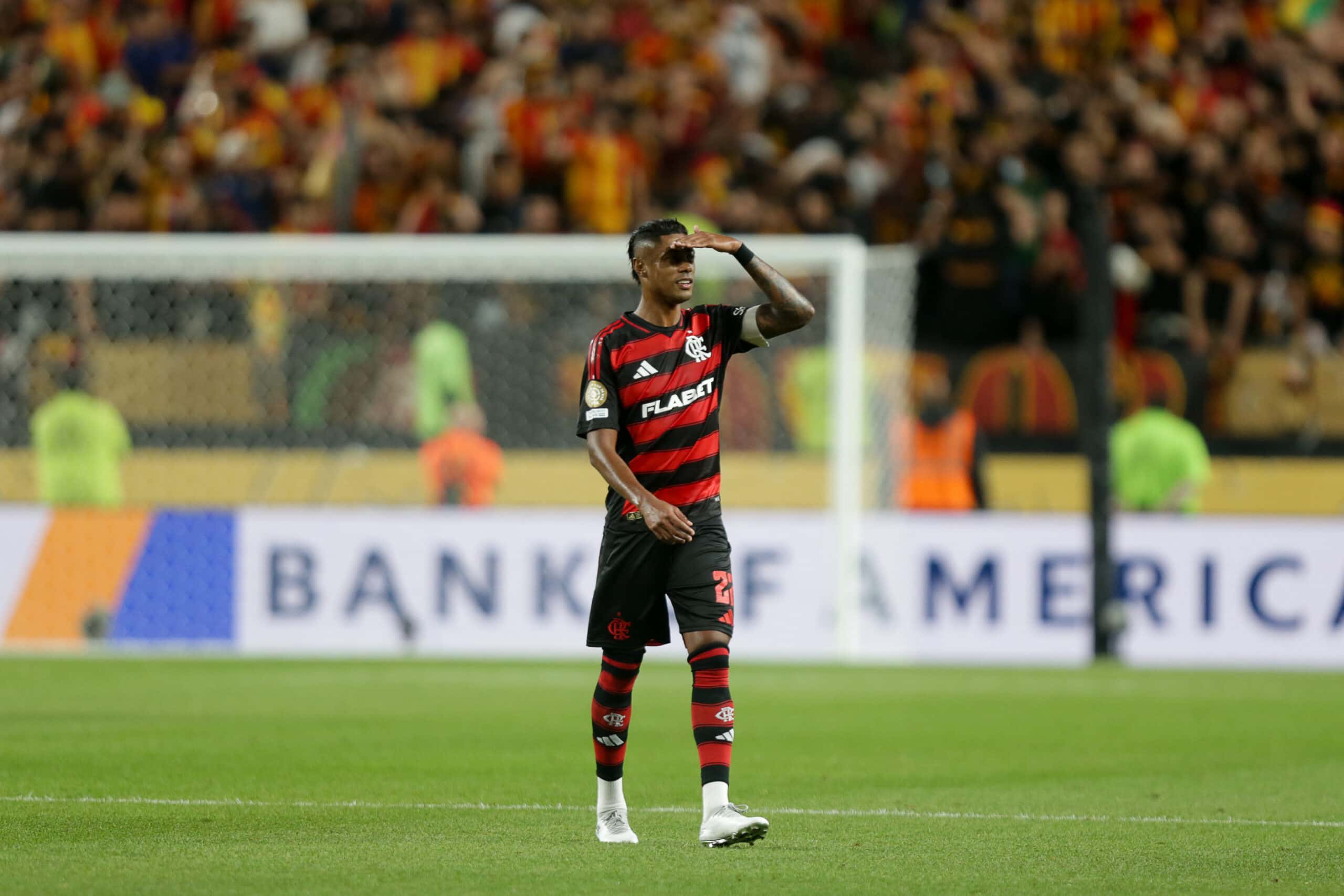 Flamengo domina e vence o Espérance em estreia pelo Mundial de Clubes